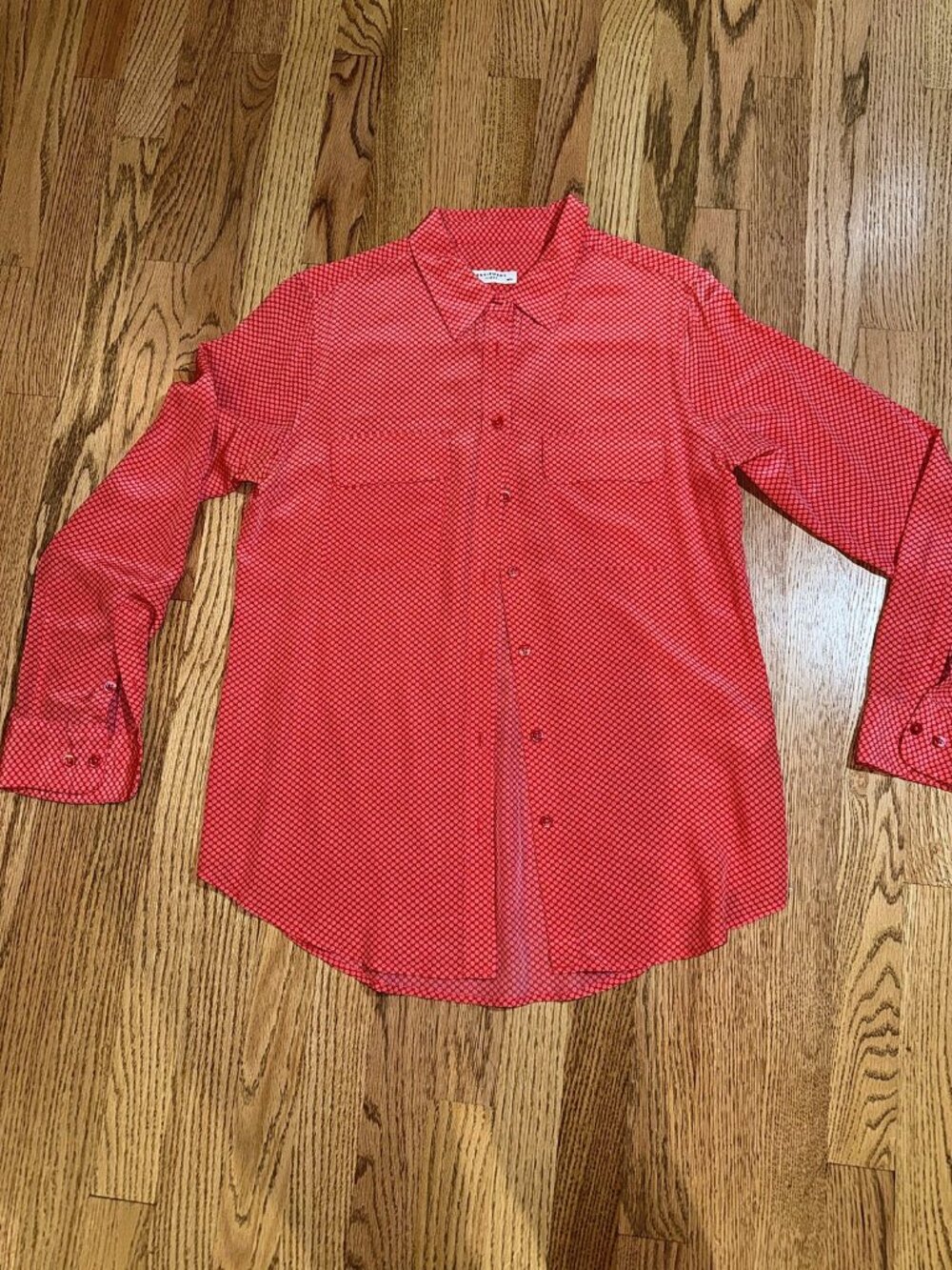 Equipment Femme Coral Silk Button Down Shirt White Circle Print Size M